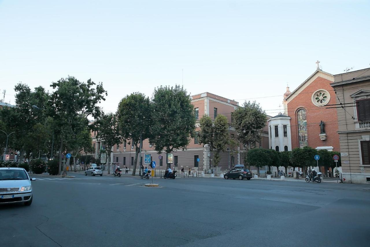 L.T. Savoia Palace & Cavour C.L. Ξενοδοχείο Μπάρι Εξωτερικό φωτογραφία